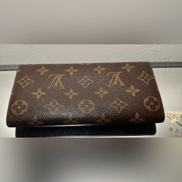 🌸🌸SOLD🌸🌸Authentic Louis Vuitton cute interior - Picture 3 of 7